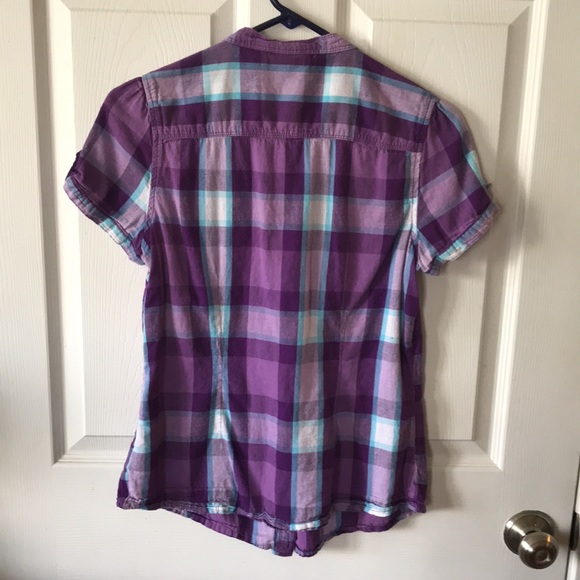 St. John’s Bay pleated front shirt - Size Small - Picture 5 of 5